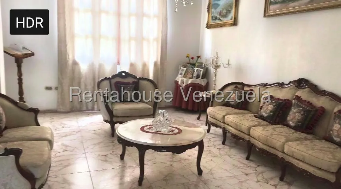 Casa (Duplex) en Venta en El Marques, Distrito Metropolitano - 4