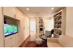 View 16
