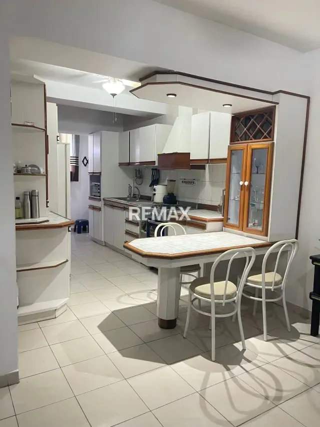 SE OFRECE EN VENTA AMPLIO APARTAMENTO TOTALMENTE AMOBLADO EN PORTO SANTO LECHERÍA ANZOÁTEGUI VENEZUELA CERCA DE LA PLAYA - 3