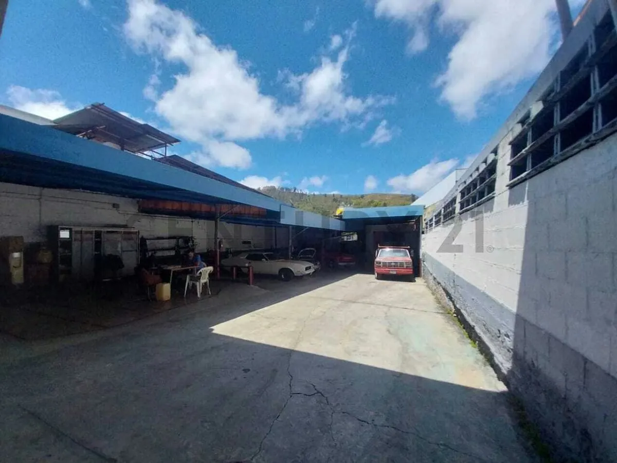 Venta de Terreno Industrial en la Trinidad, Baruta - 14
