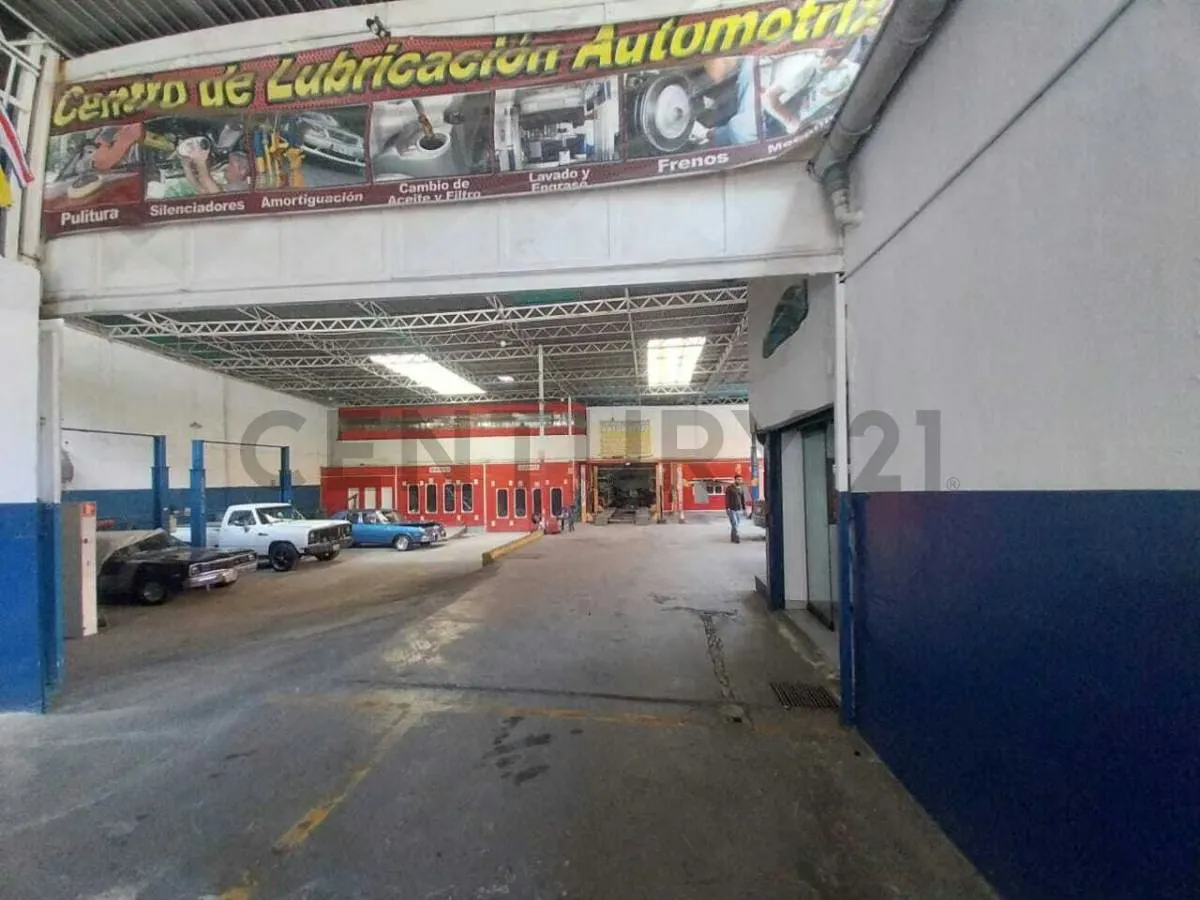 Venta de Terreno Industrial en la Trinidad, Baruta - 3