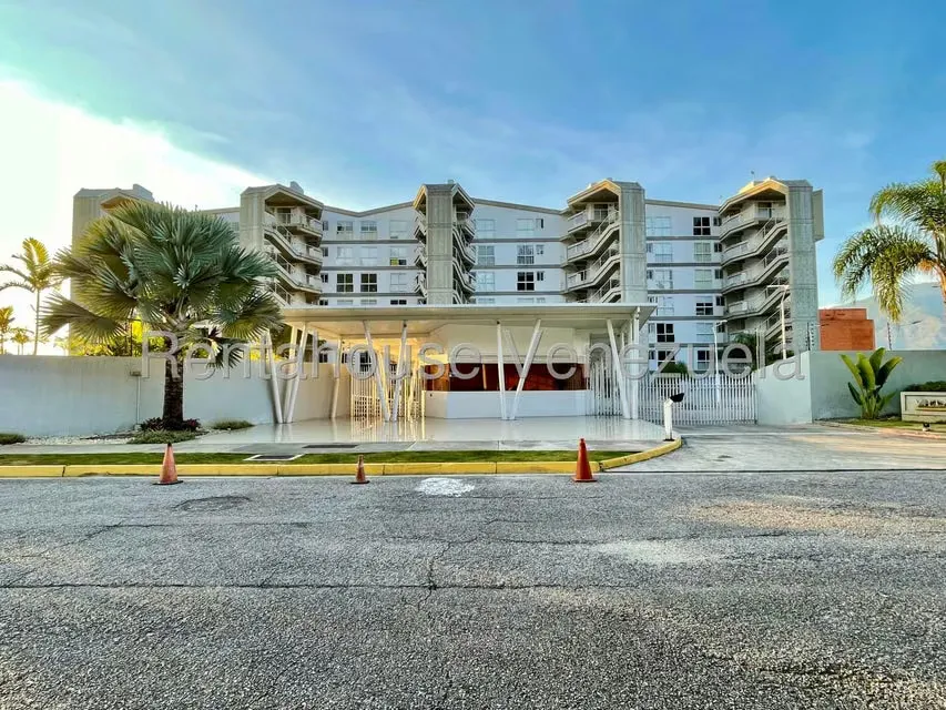 Apartamento (1 Nivel) en Venta en Solar del Hatillo, Distrito Metropolitano