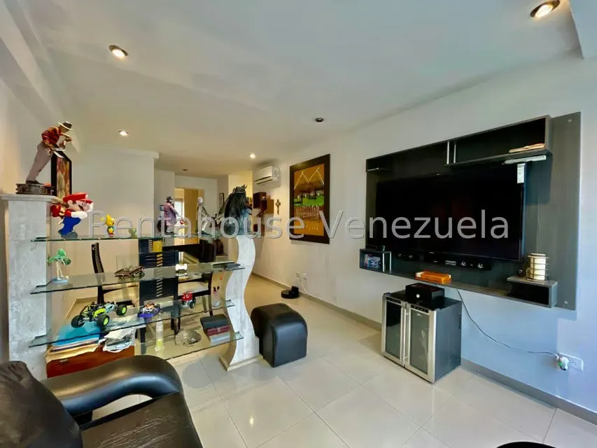 Apartamento (1 Nivel) en Venta en Solar del Hatillo, Distrito Metropolitano - 14