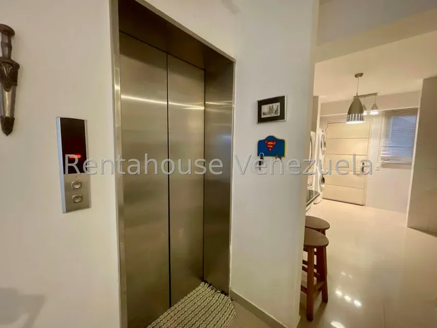 Apartamento (1 Nivel) en Venta en Solar del Hatillo, Distrito Metropolitano - 18