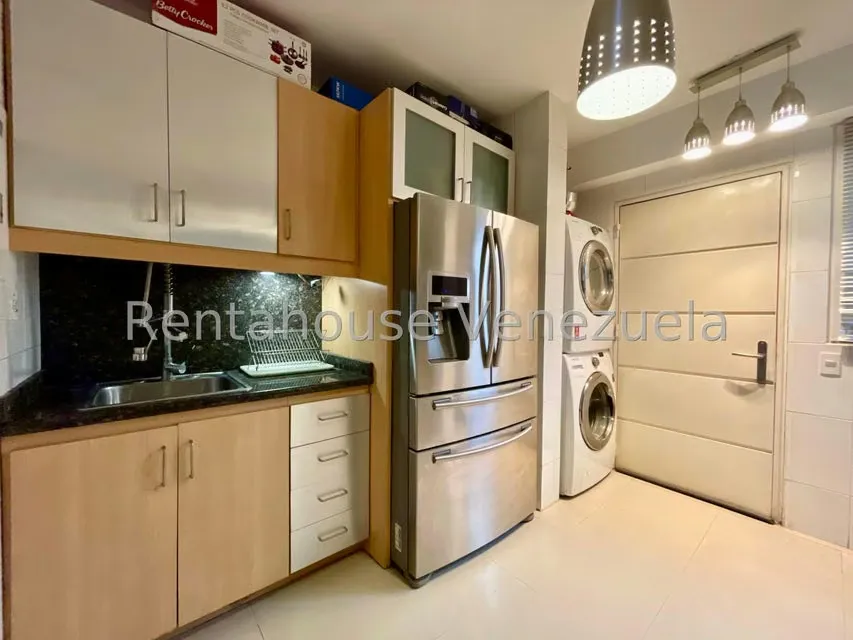 Apartamento (1 Nivel) en Venta en Solar del Hatillo, Distrito Metropolitano - 22