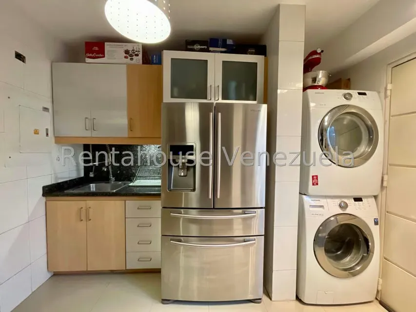 Apartamento (1 Nivel) en Venta en Solar del Hatillo, Distrito Metropolitano - 25