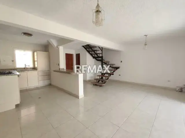 CASA EN VENTA URB VILLA MORA CABUDARE