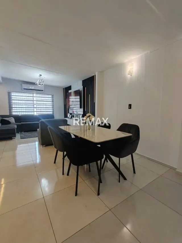 CASA EN VENTA EN LA URB FUNDACIÓN MENDOZA, MARACAY - 7
