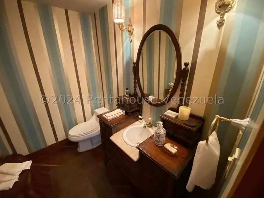 Apartamento (Duplex) en Venta en Oripoto, Distrito Metropolitano - 11