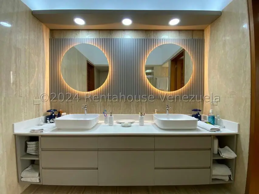 Apartamento (Duplex) en Venta en Oripoto, Distrito Metropolitano - 18