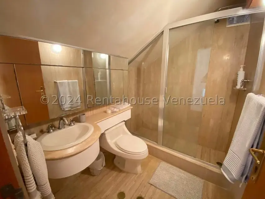 Apartamento (Duplex) en Venta en Oripoto, Distrito Metropolitano - 26