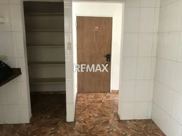 Se vende Apartamento en La Urbina: Impecable Estado, Inspección Oficial de Habitabilidad y Firma Inmediata - 14