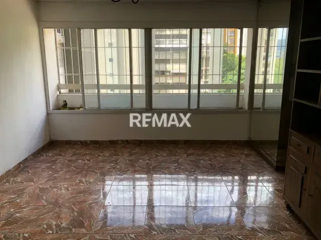 Se vende Apartamento en La Urbina: Impecable Estado, Inspección Oficial de Habitabilidad y Firma Inmediata - 4