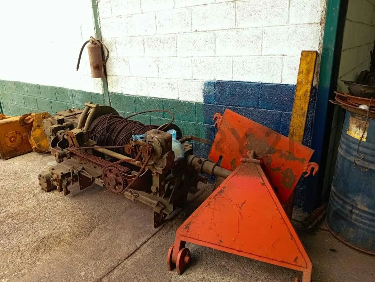 Venta de Propiedad Industrial Metalurgia con Galpon - 1328 m2 - 11