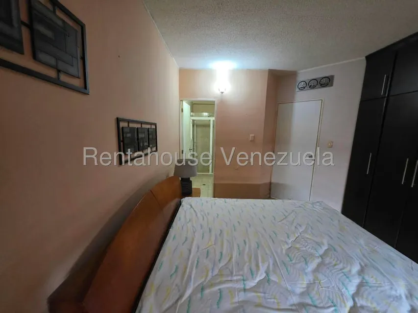 Apartamento (1 Nivel) en Alquiler en Calle Arismendi, Anzoategui - 23