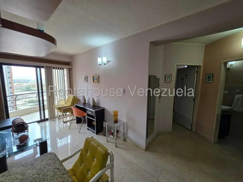 Apartamento (1 Nivel) en Alquiler en Calle Arismendi, Anzoategui - 35