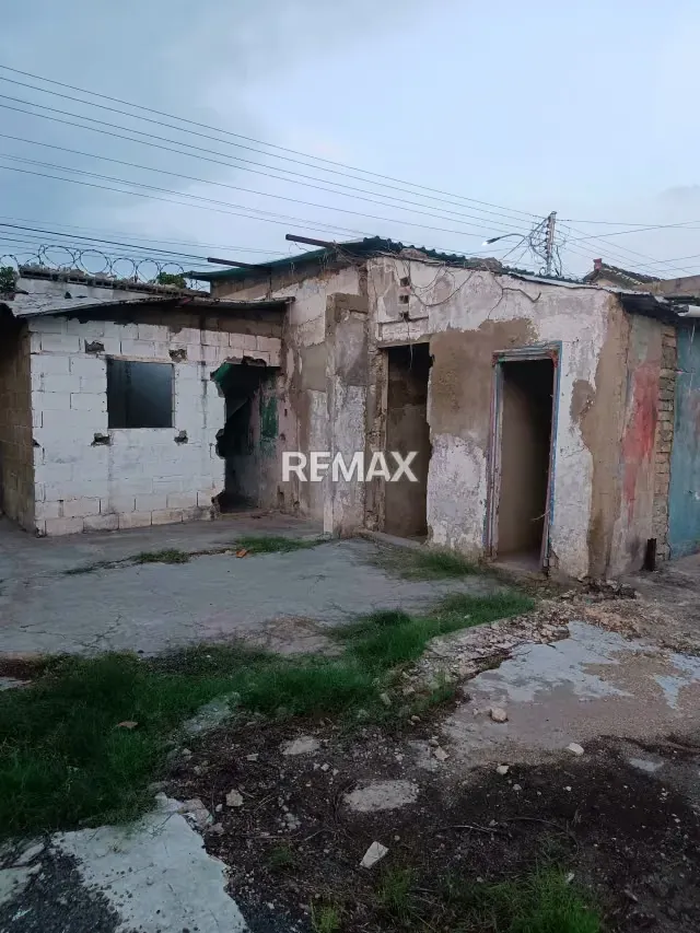 Terreno en Alquiler - CALLE RICAURTE - 5