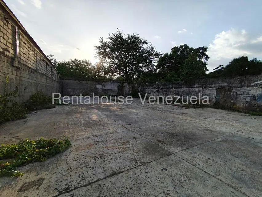 Terreno (Comercial) en Venta en Lizandro Alvarado, Carabobo - 13