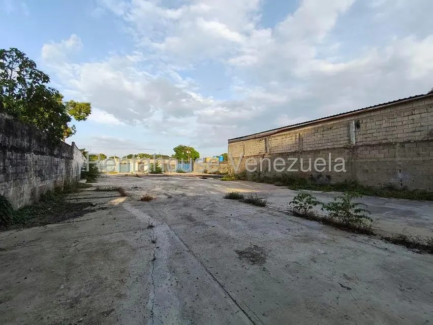 Terreno (Comercial) en Venta en Lizandro Alvarado, Carabobo - 15