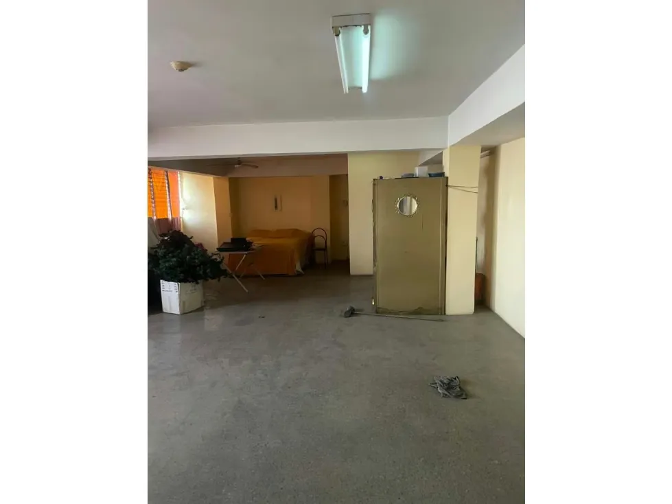 Se vende edificio 7pisos inversionista 1380m2 Altavista. 8472 - 7