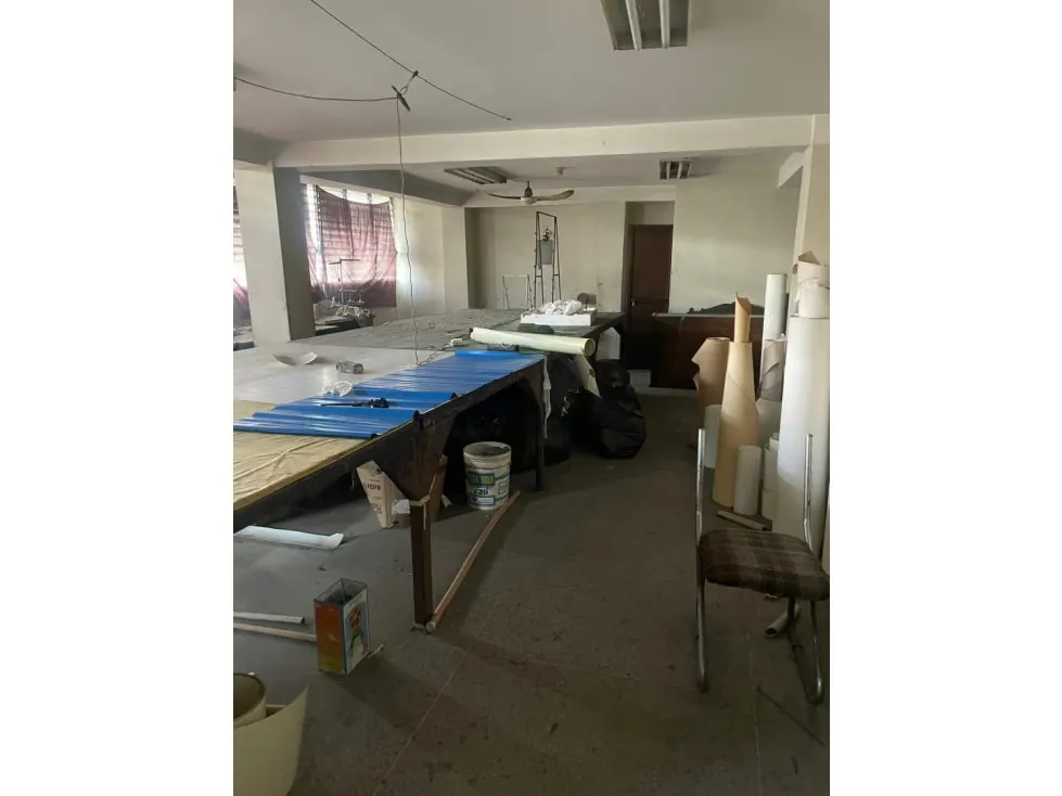 Se vende edificio 7pisos inversionista 1380m2 Altavista. 8472 - 8