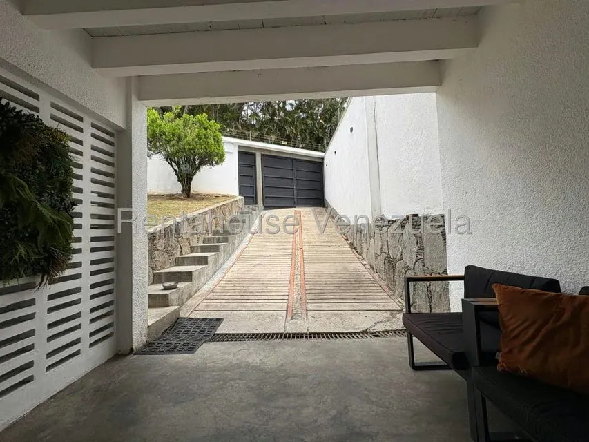 Casa (Multipes Niveles) en Venta en Lomas de La Trinidad, Distrito Metropolitano - 3