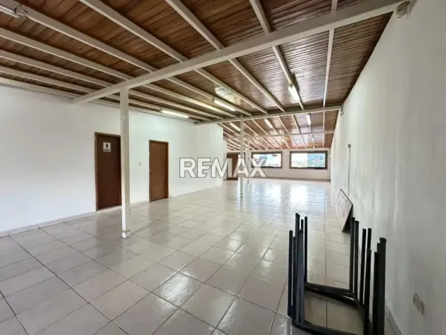 Local en Alquiler Barrio Obrero - 6