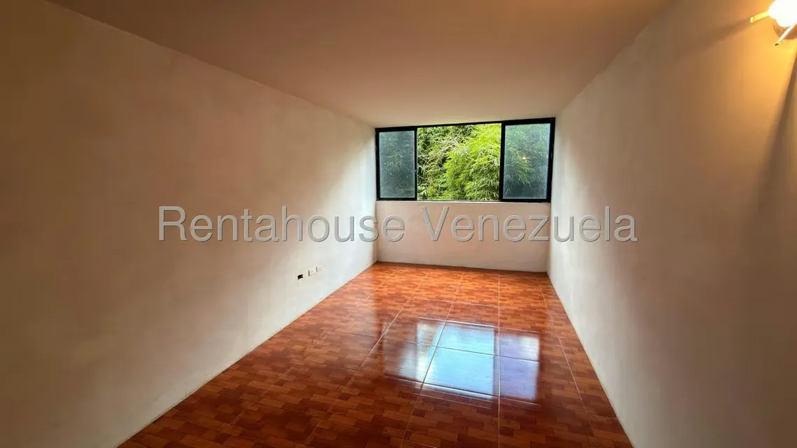 Apartamento (1 Nivel) en Venta en Parque Caiza, Distrito Metropolitano - 11