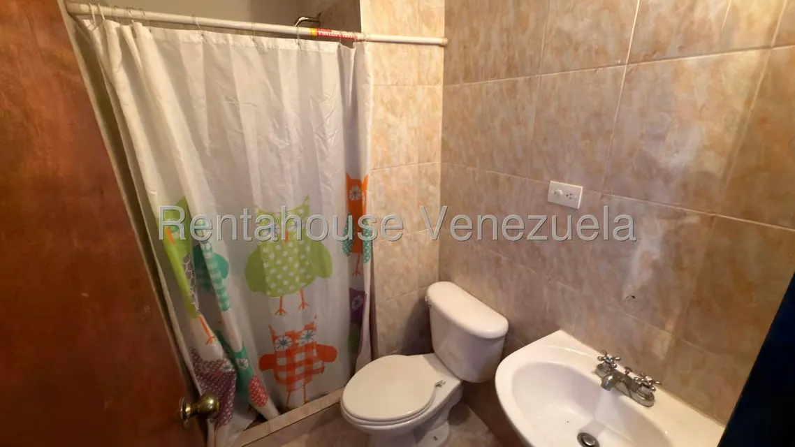 Apartamento (1 Nivel) en Venta en Parque Caiza, Distrito Metropolitano - 24