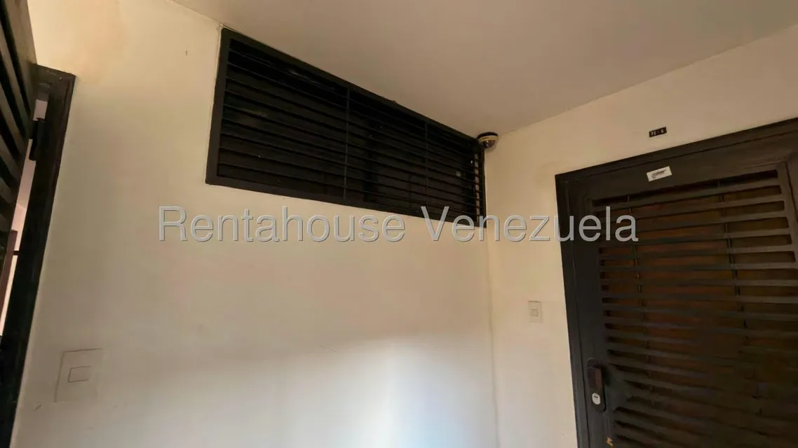 Apartamento (1 Nivel) en Venta en Parque Caiza, Distrito Metropolitano - 30