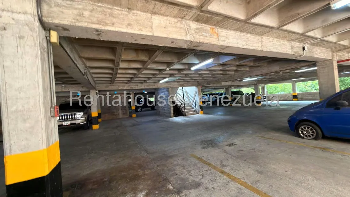 Apartamento (1 Nivel) en Venta en Parque Caiza, Distrito Metropolitano - 35