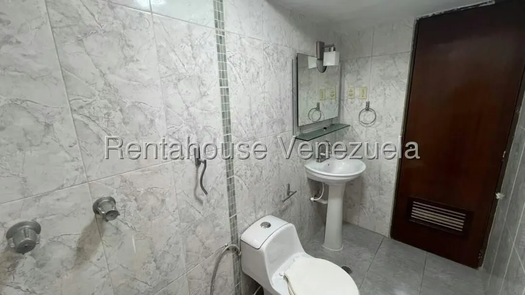 Townhouse (1 Nivel) en Venta en Circunvalacion Dos, Zulia - 28