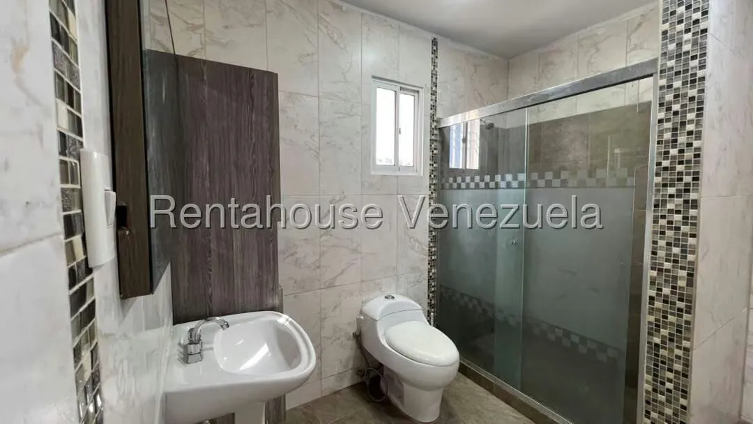 Townhouse (1 Nivel) en Venta en Circunvalacion Dos, Zulia - 31