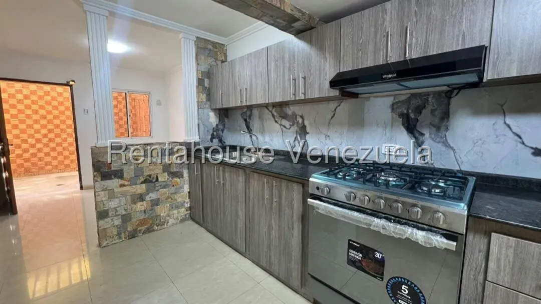 Townhouse (1 Nivel) en Venta en Circunvalacion Dos, Zulia - 10