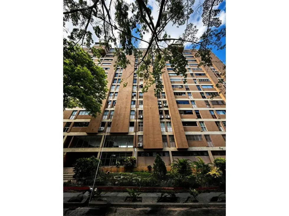 Se alquila aartamento 158m2 Colinas de los Ruices 9579