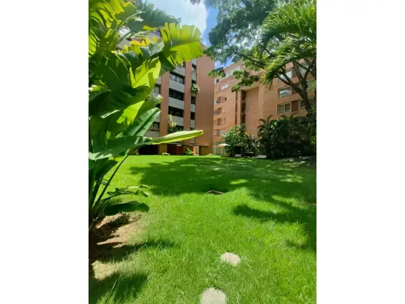 Alquilo lindo apartamento 148 m2 Campo Alegre 2119