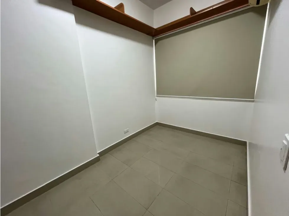 Vendo apartamento remodelado 240m2 La Castellana 4171 - 16