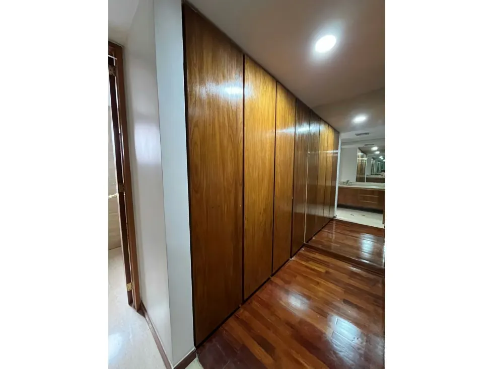 Vendo apartamento remodelado 240m2 La Castellana 4171 - 9