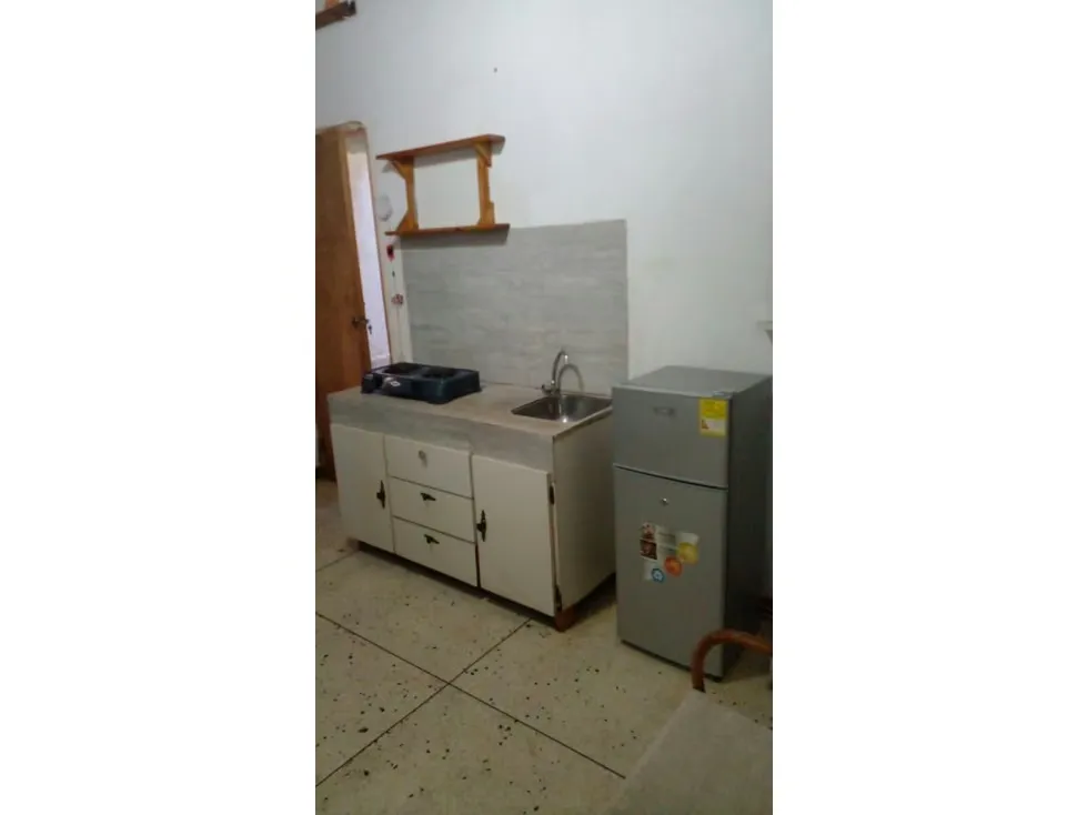 Se alquila habitación tipo estudio 35m2 Los Rosales 4206 - 3
