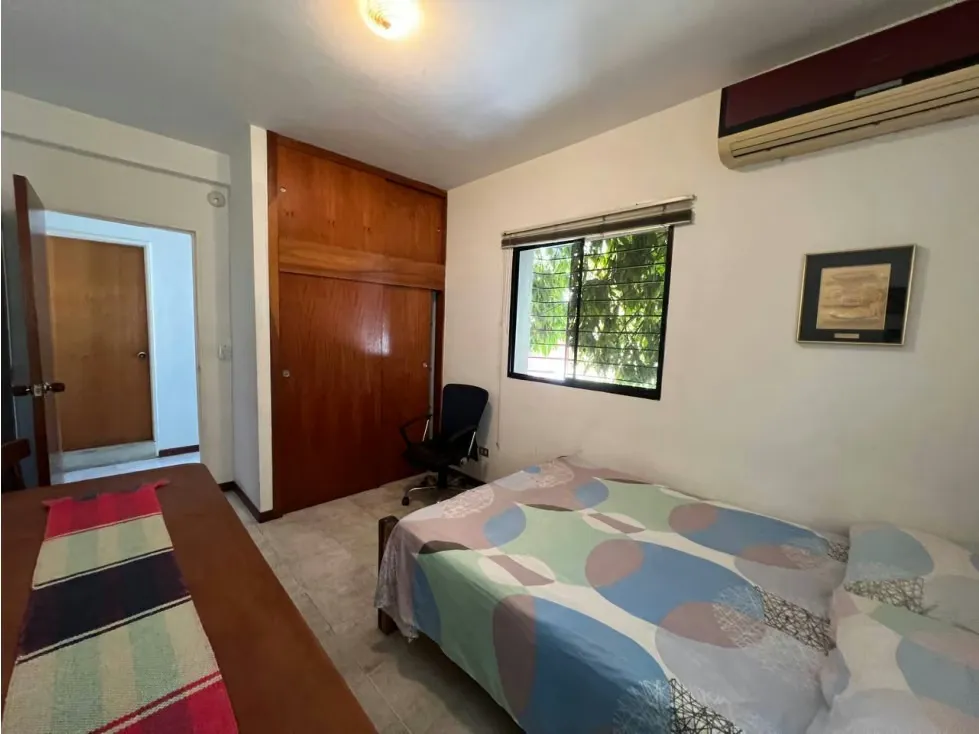 VENTA DE CASA EN LA URBANIZACIÓN MONTECRISTO - 6