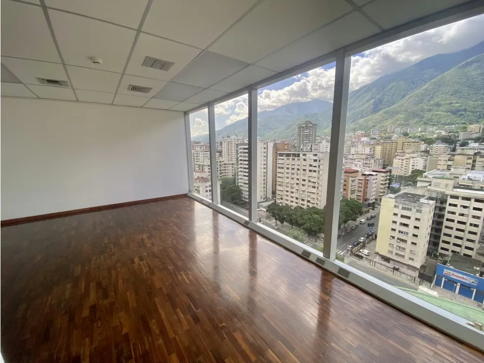 Alquilo oficina 150m2 Parque Cristal 7647 - 16