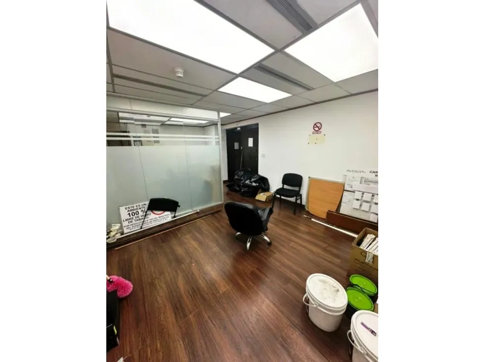 OFICINA - LAS MERCEDES - 270 Mts2 - 10
