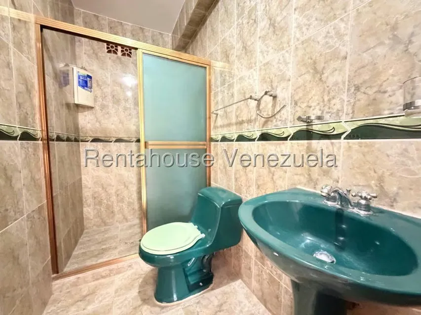Casa (Multipes Niveles) en Venta en Montecristo, Distrito Metropolitano - 32