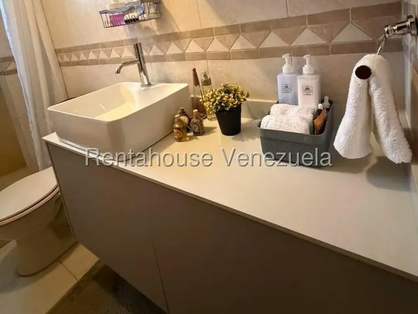 Apartamento (1 Nivel) en Venta en La Boyera, Distrito Metropolitano - 5