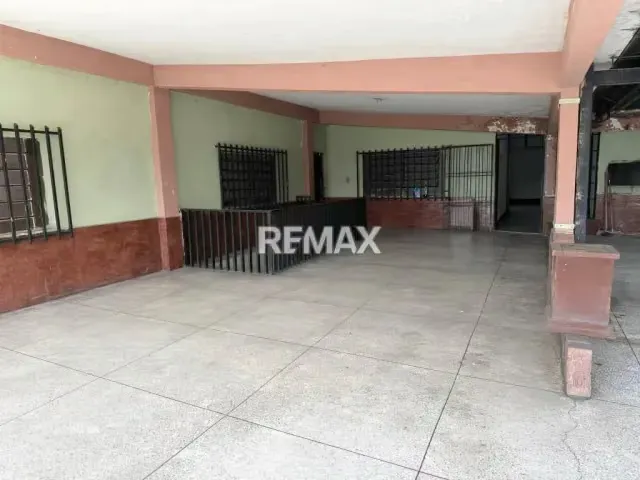 OPORTUNIDAD DE INVERSIÓN COMERCIAL EN EXCELENTE UBICACIÓN! Ubicado en la carrera 4 con calle 7 frente a la Panamericana en Coloncito Estado Táchira. - 3