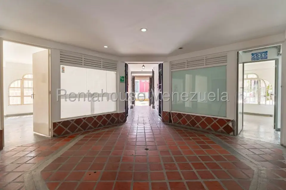 Local Comercial en Alquiler en El Hatillo, Distrito Metropolitano - 29