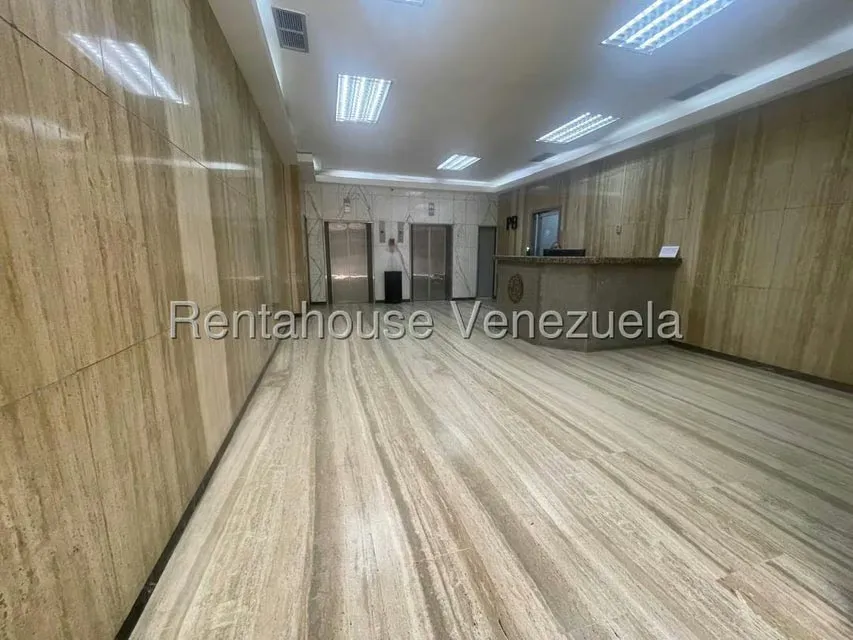 Oficina en Alquiler en El Rosal, Distrito Metropolitano - 2