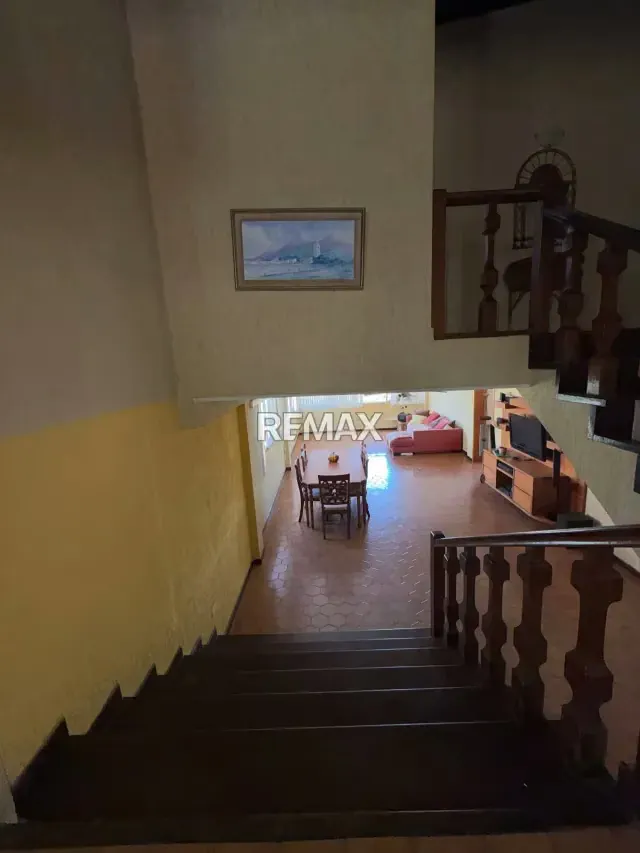 Casa en Venta en Porlamar Sector Genovés | 4 Hab y 3 Baños - 7