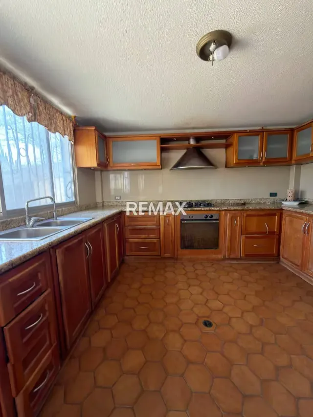Casa en Venta en Porlamar Sector Genovés | 4 Hab y 3 Baños - 8