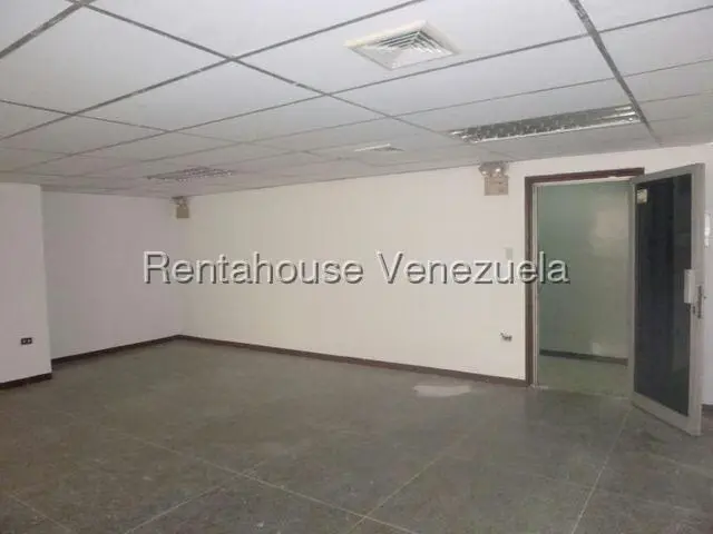Oficina en Alquiler en La Urbina, Distrito Metropolitano - 5